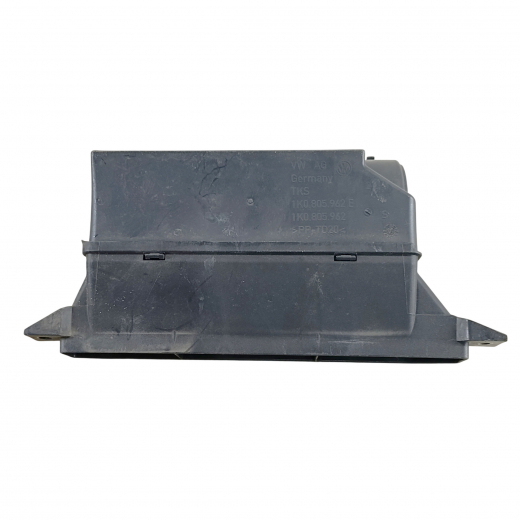 Воздухозаборник/ патрубок резонатора Volkswagen Passat '10-'15/ Tiguan '08-'17 (CAXA, CDAA, CCZC, CDAB, BWS, CFFB, CFGB, CLLA, CAYC, CAW, CCTA, CCTB, CCZD) Контрактный