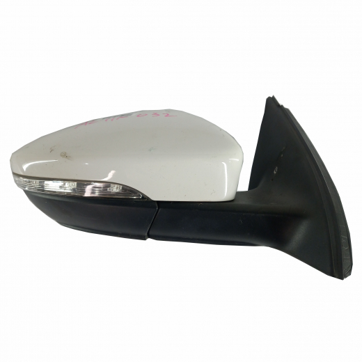 Зеркало Volkswagen Passat '10-'15 правое c повторителем контрактное