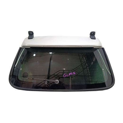 Стекло заднее Mazda Capella '97-'02 Контрактный