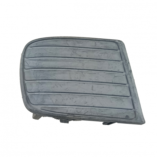 Заглушка бампера Nissan Presage '98-'01 передняя правая Контрактный 