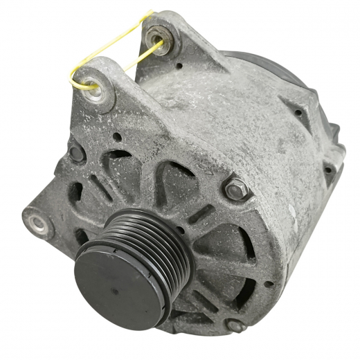 Генератор двигателя Volkswagen Touareg '02-'10/ Audi Q7 '06-'15 (BAC, AYH, AZZ, BAA, BMV, BHK, BKS, AXQ) с водяным охлаждением контрактный