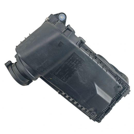 Корпус воздушного фильтра Volkswagen Touareg '02-'10/ Audi Q7 '06-'15 (BAR) левый Контрактный