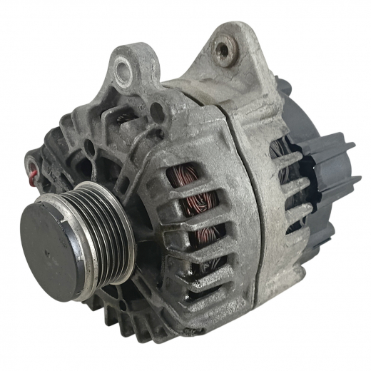 Генератор двигателя Volkswagen Touareg '10-'18/ Audi Q7 '06-'15 (CNRB, CASA, CCMA, CJGA, CLZB) контрактный