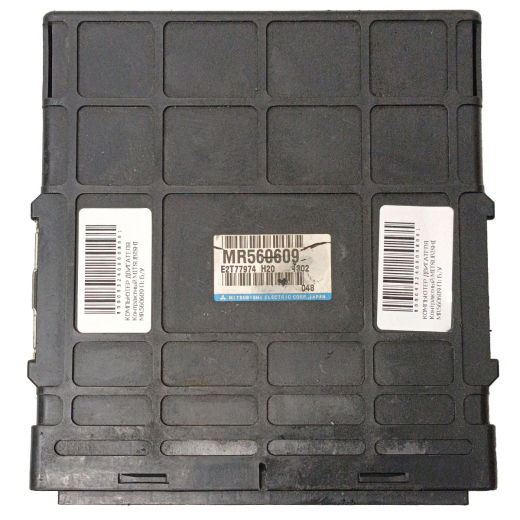 Компьютер двигателя Mitsubishi Diamante '94-'05 (6G73 GDI) 4WD AT контрактный MR560609