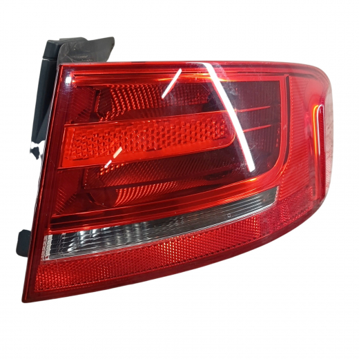 Стоп сигнал Audi A4 '07-'11 правый (8K5945096D) контрактный 