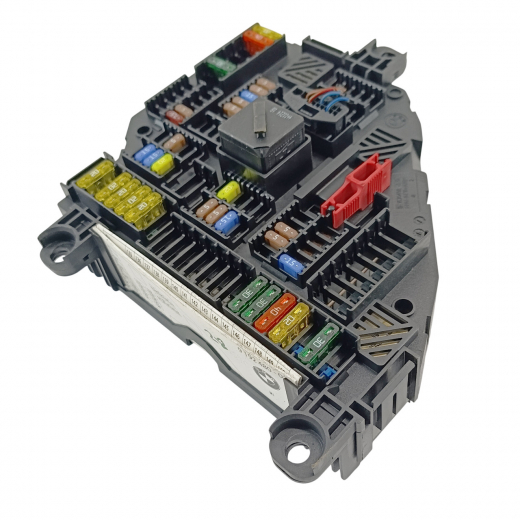 Блок реле (салон) BMW X3 '10-'17 Контрактный