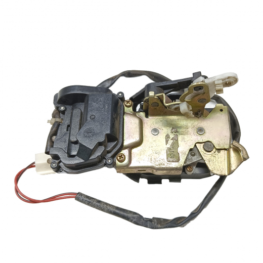 Замок боковой двери Mazda Familia '98-'04/ Ford Laser Lidea '98-'01 задней левой контрактный