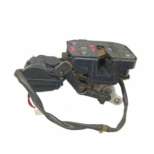 Замок боковой двери Mazda Familia '98-'04/ Ford Laser Lidea '98-'01 задней левой контрактный