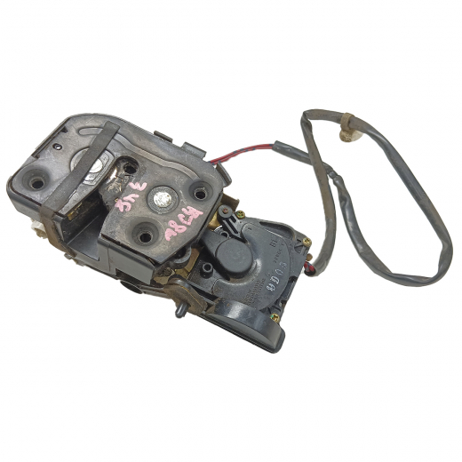 Замок боковой двери Mazda Familia '98-'04/ Ford Laser Lidea '98-'01 задней правой контрактный