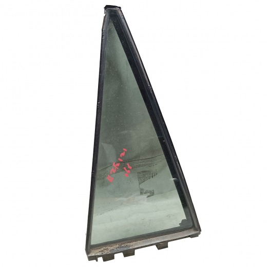 Форточка Toyota Spacio '01-'07 задняя левая Контрактный