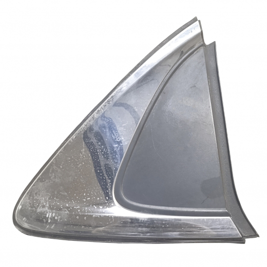 Молдинг крыла Mazda 6 / Atenza '12-'18 заднего правого Контрактный