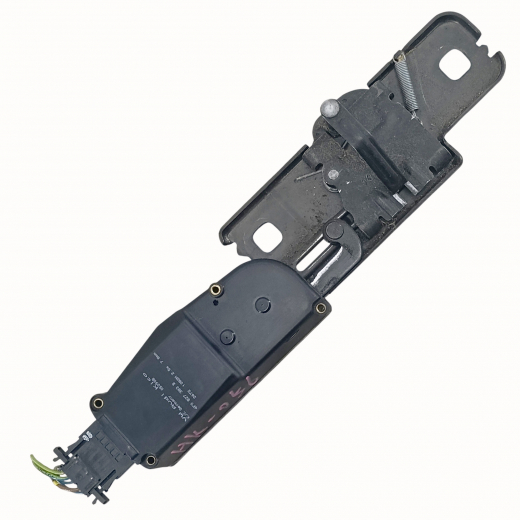 Замок багажника Audi A6 '04-'10, Q7 '06-'15 на кузов контрактный