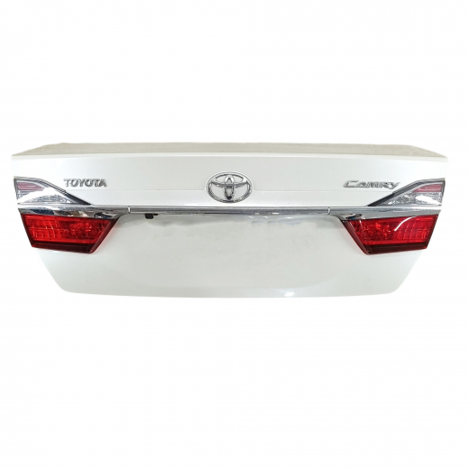 Крышка багажника Toyota Camry '14-'18  контрактная