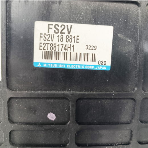 Компьютер двигателя Mazda Familia '98-'04 (FS-ZE) 2WD, 4WD AT, MT контрактный FS2V18881E