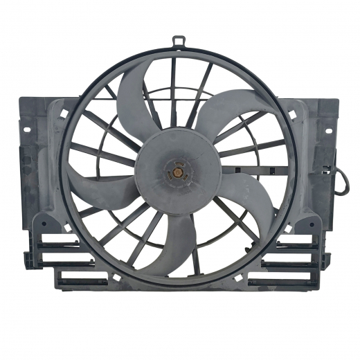 Вентилятор радиатора BMW X5 '00-'06 (M54B30-306S3, M62B44, M62B46, N62B48) цельный 1 вентилятор контрактный