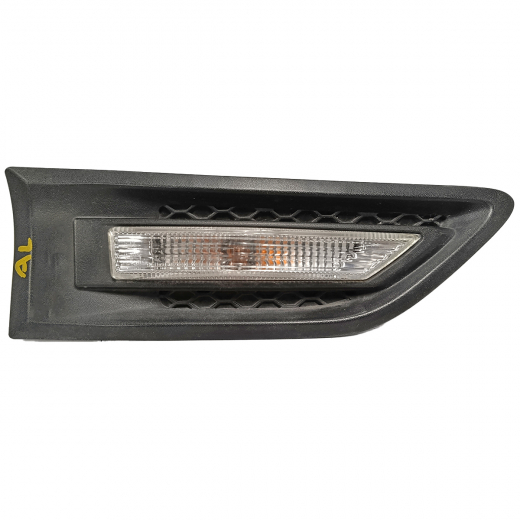 Повторитель поворота в крыло Kia Soul '08-'14 (92302-2K0) правый Контрактный