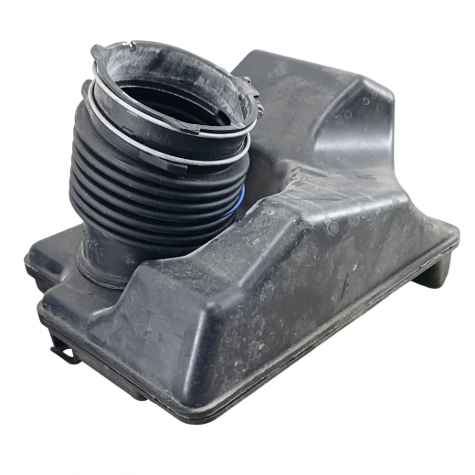 Патрубок воздушного фильтра Toyota Camry '06-'11/ Lexus ES '06-'12 (2GR-FE) контрактный