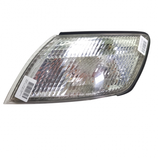 Габарит Toyota Windom '96-'99 левый (33-22) контрактный
