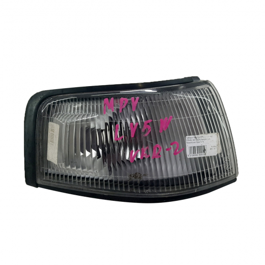 Габарит Mazda MPV '97-'99 правый (041-4124) контрактный