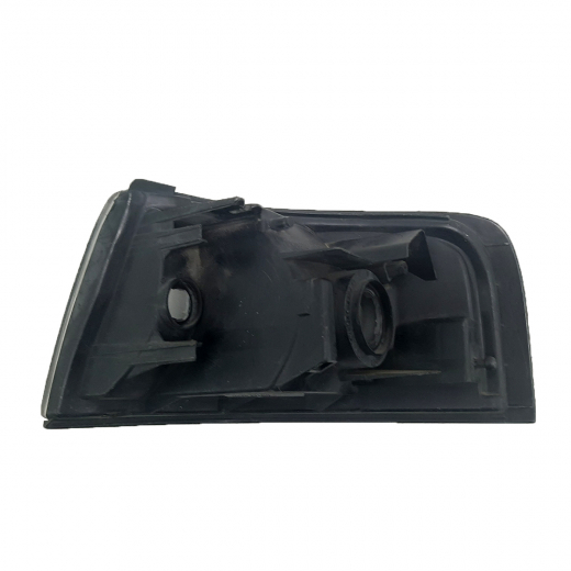 Габарит Mazda MPV '97-'99 правый (041-4124) контрактный