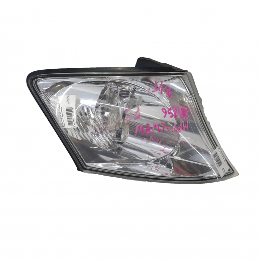 Габарит Mazda MPV '02-'03 правый хром (20-15) контрактный